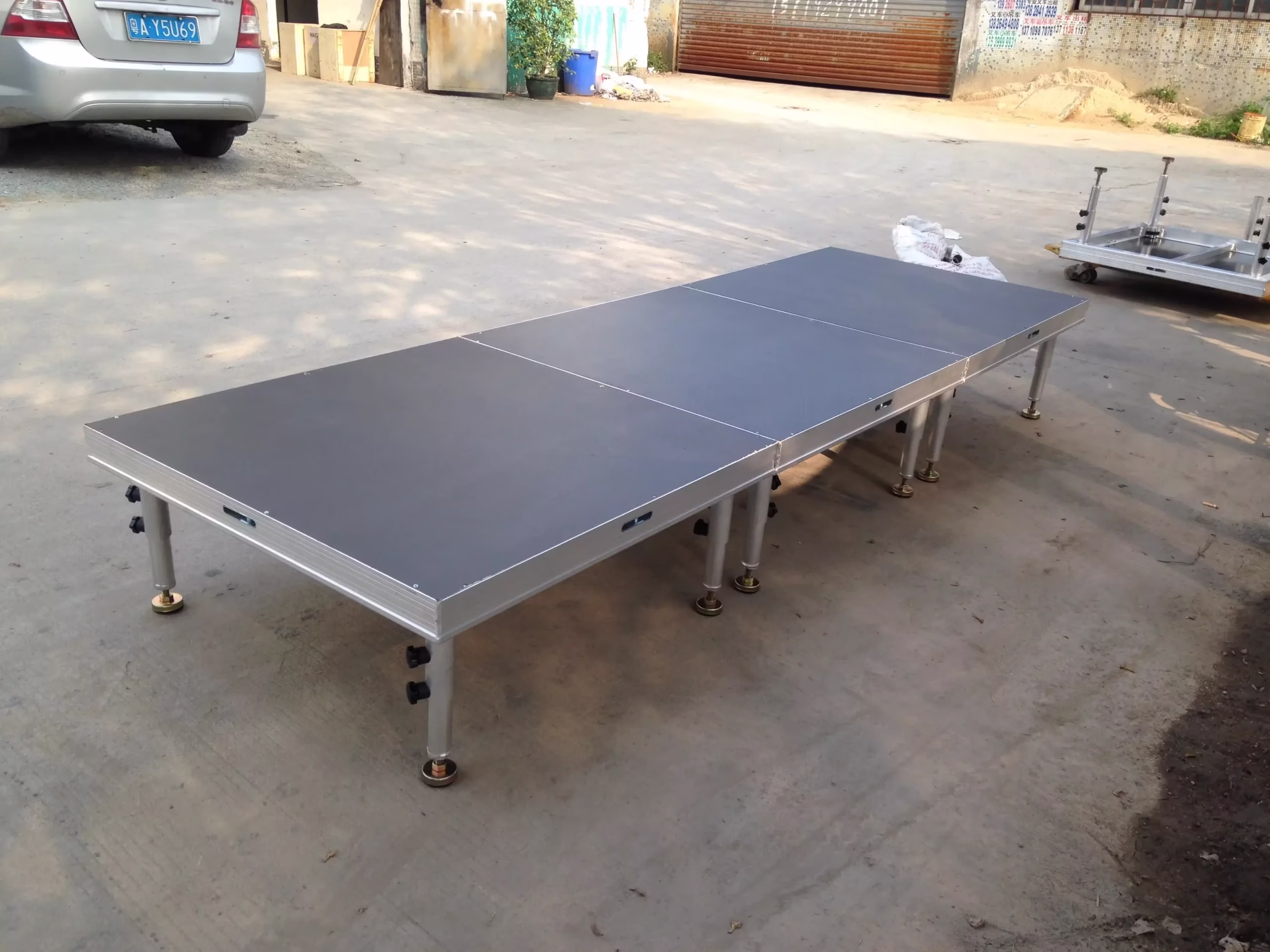 Stage - 4 X 4 Platform - 16 Sq Ft rental Toronto GTA - Vibrant Occasions Scarborough